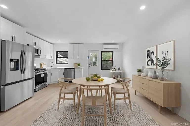 11464 204th Street — image 1