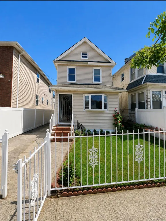 11437 157th Street — image 1