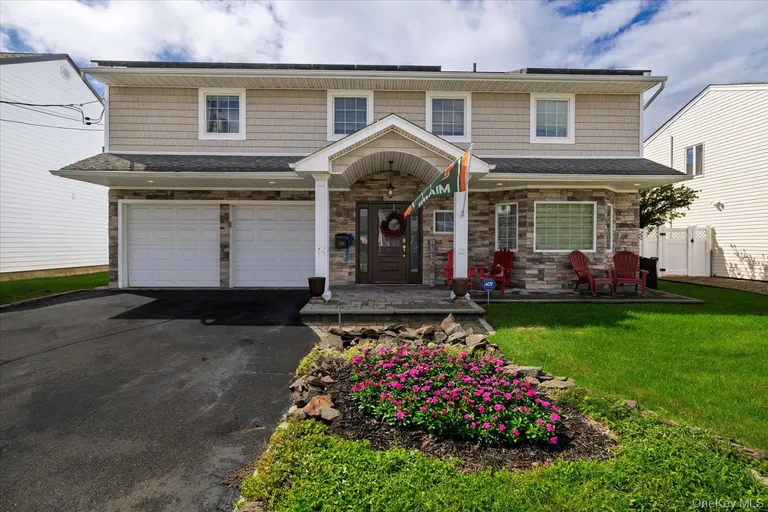 3942 Sally Lane — image 1