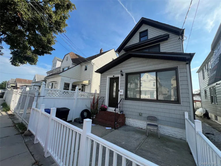 10710 142nd Street — image 1