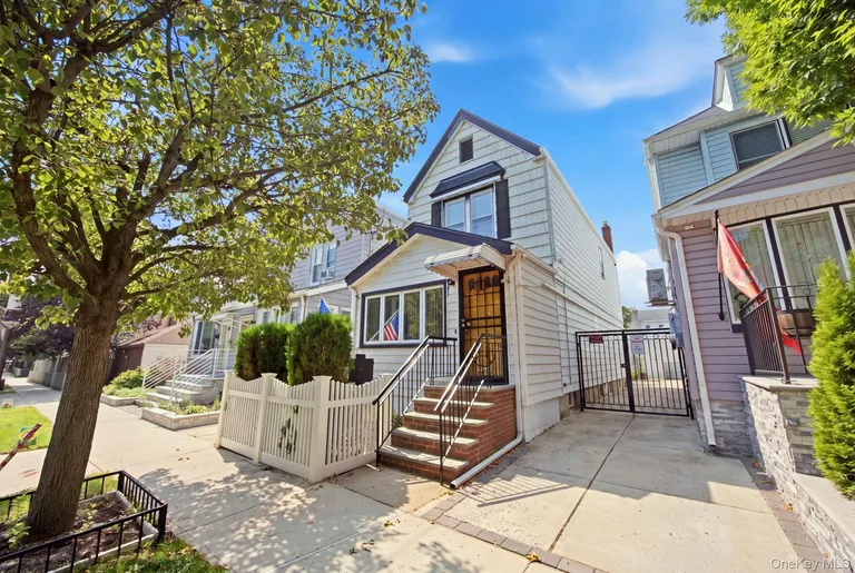 135-36 96th Street — image 1