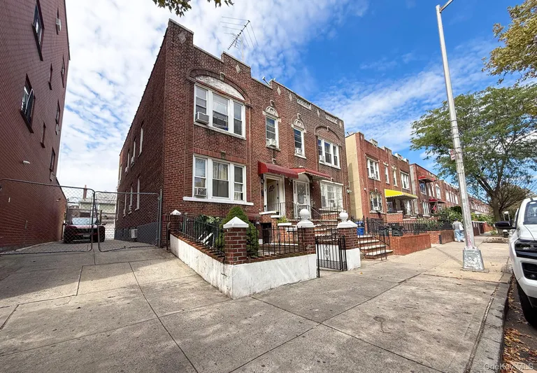 35-46 92nd Street — image 1