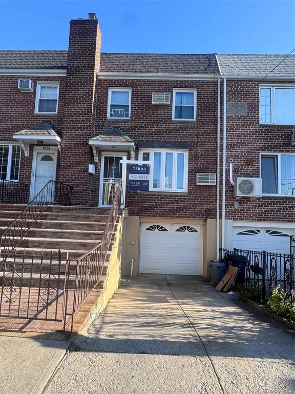 56-04 62nd Avenue — image 1