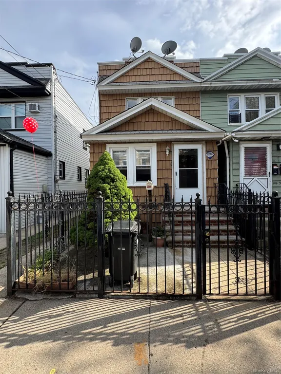 10440 89th Avenue — image 1