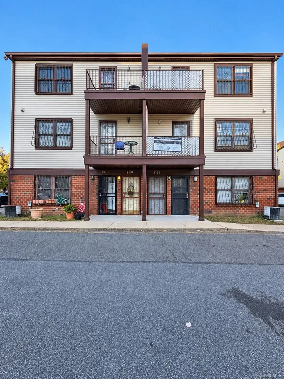 818 Trinity Avenue #B — image 1