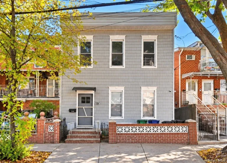 4907 67th Street — image 1