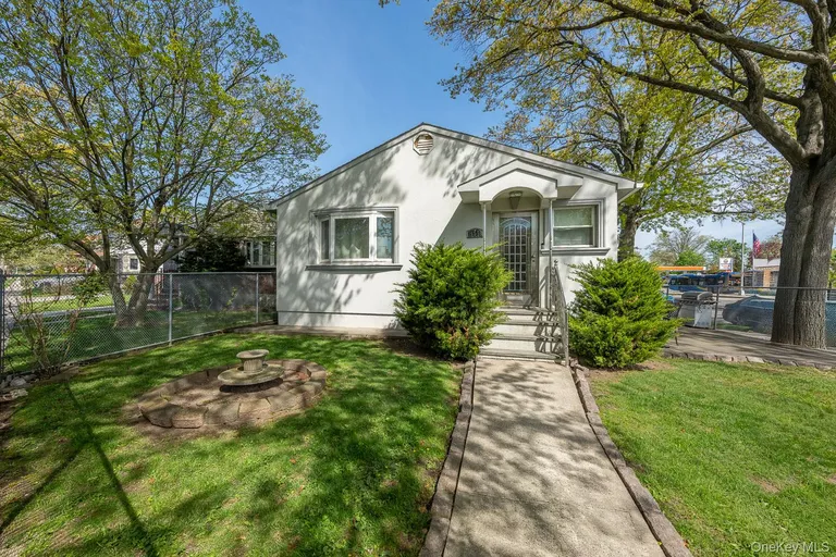 157-59 19th Avenue — image 1