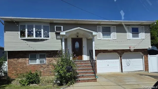 169 Meister Boulevard — image 1