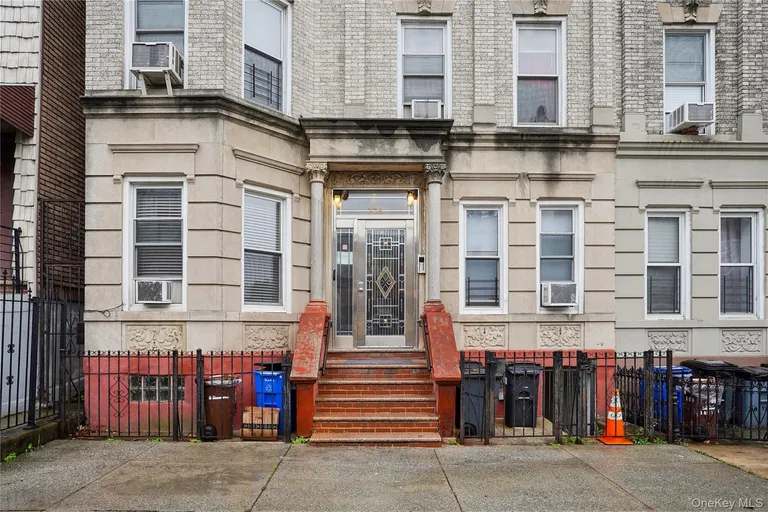 208 Sumpter Street — image 1