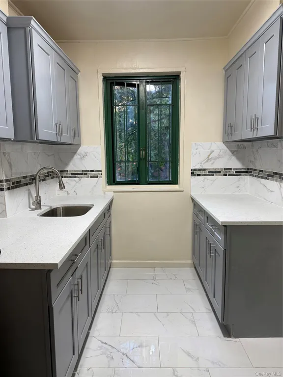 1595 Metropolitan Avenue #3B — image 1