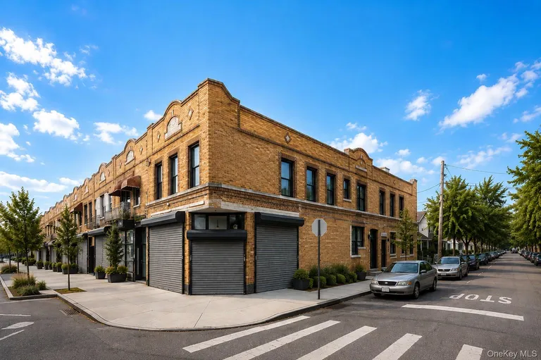 121-19 Sutphin Boulevard — image 1