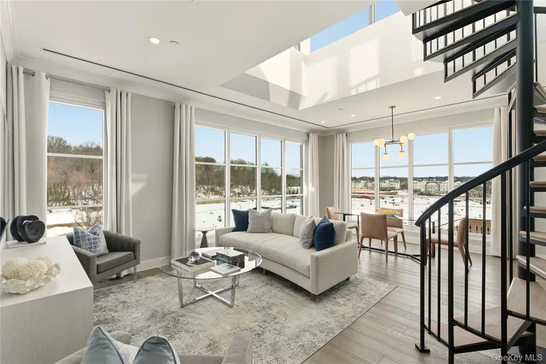 100 Garvies Point Road #1348 — image 1