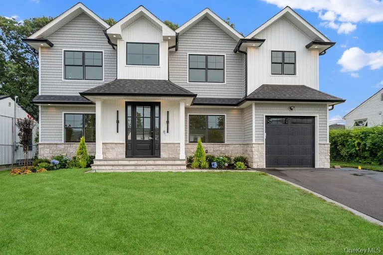 93 Morton Boulevard — image 1