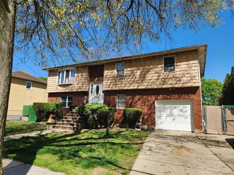 35 Mulford Place — image 1