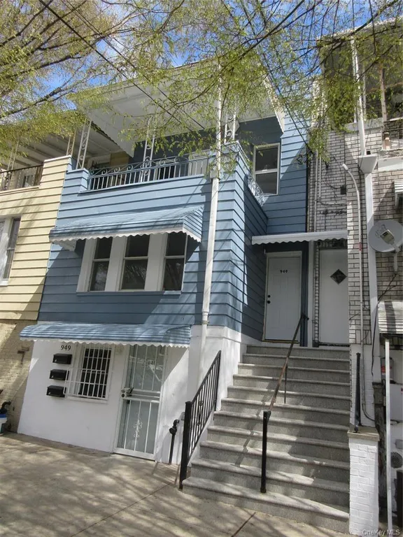 949 213th Street #FL-2 — image 1