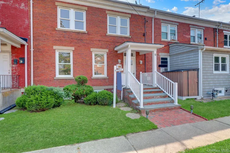 5 Columbia Street — image 1