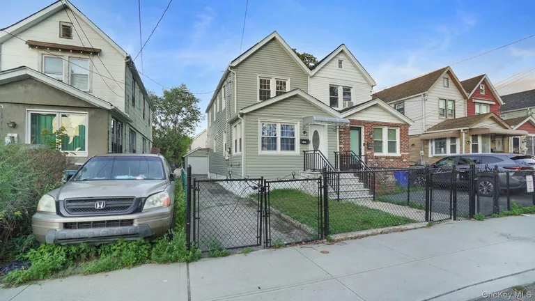 117-21 201st Place — image 1