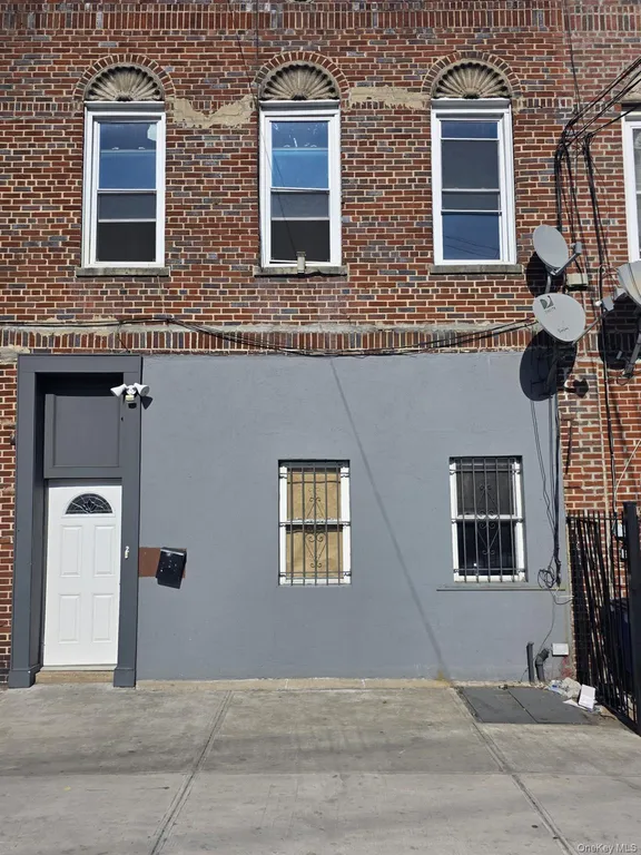 10407 177TH Street — image 1