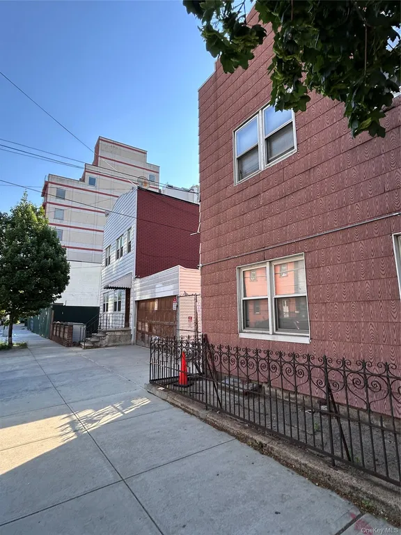 38-12 28th Street — image 1