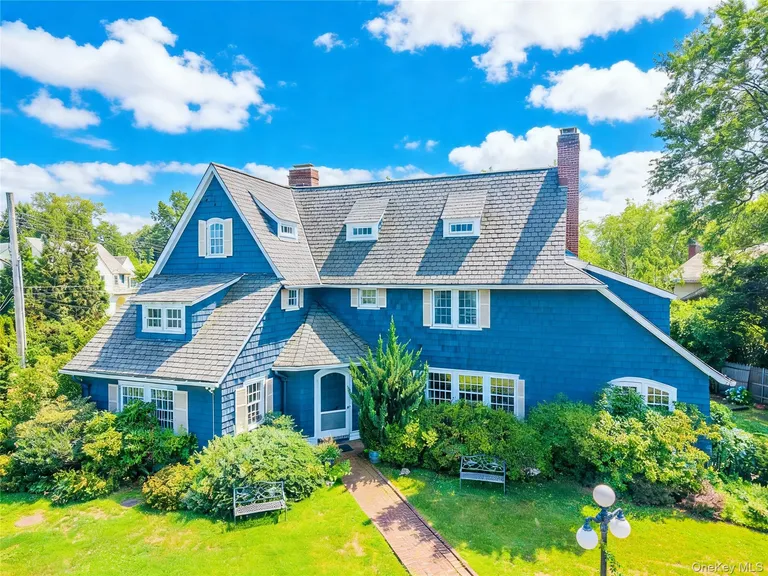 1120 Shore Road — image 1