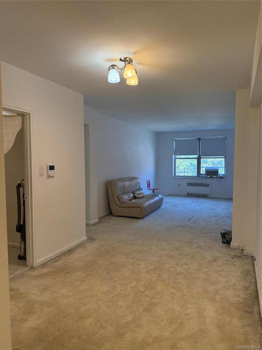 27-04 Parsons Blvd #2G