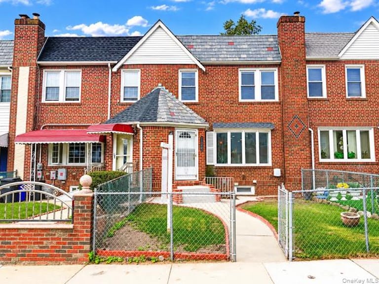 113-22 204th Street