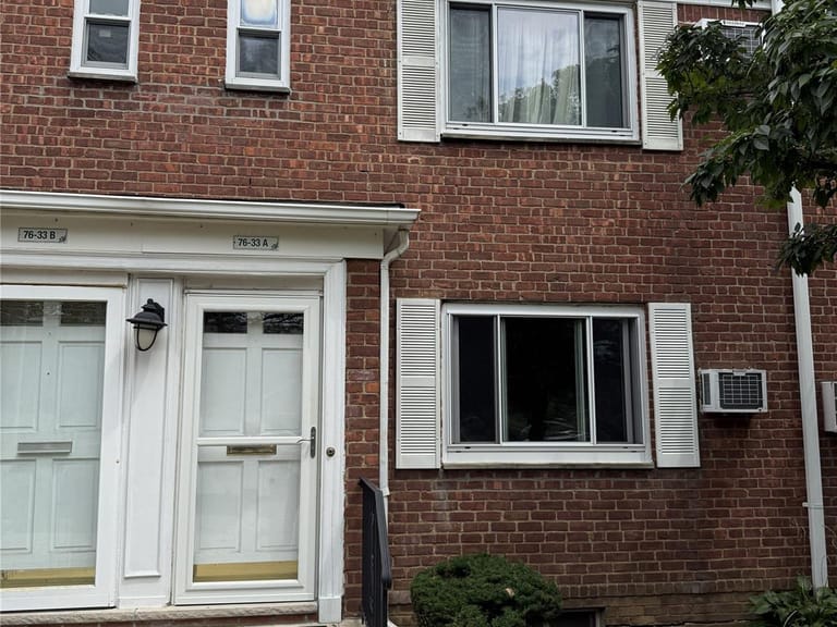 76-33 Commonwealth Boulevard #A