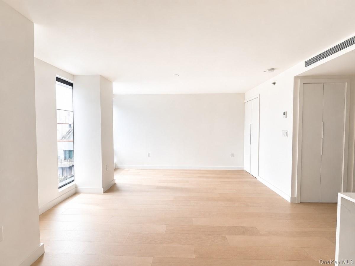 144-49 Northern Boulevard #722 — image 1