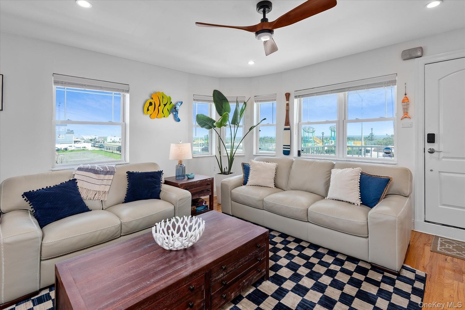 10004 Shore Front Parkway #22B — 图片 1