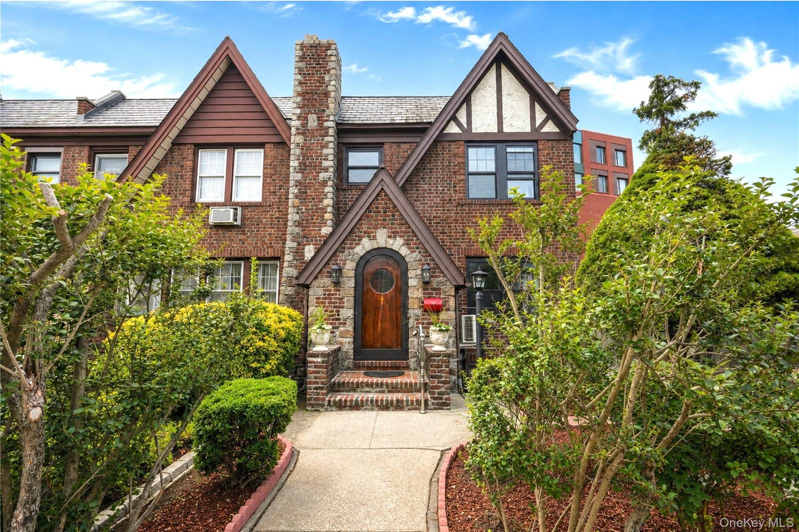 8514 68th Avenue — image 1
